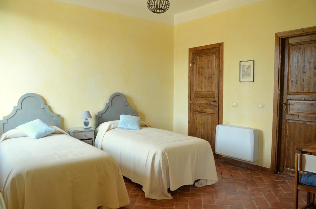 Agriturismo Borgo San Francesco Basiglio Exteriör bild